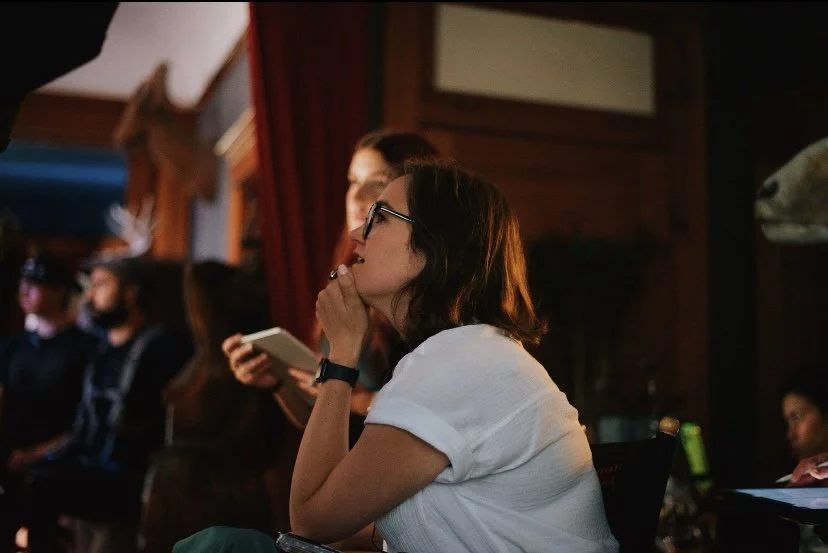 Behind the scenes photo 4